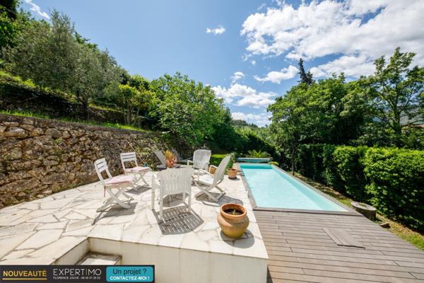 Châteauneuf-Grasse (06740) MAISON (5P) 112m2 - PISCINE - TERRAIN 2200m2