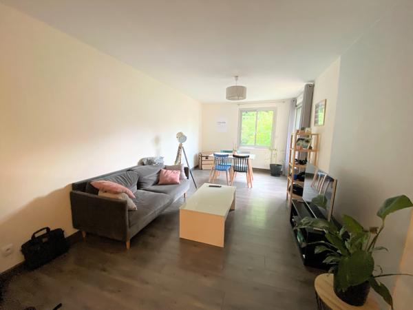 Appartement 3 pièce(s) 2 chambre(s) 65 m²