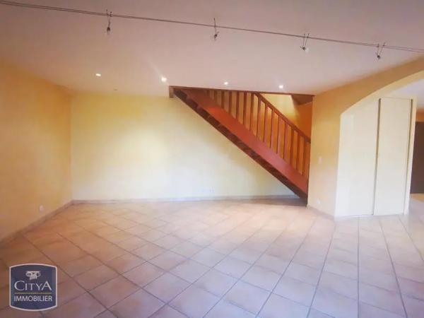 Appartement à louer 3 pièces 80.43m² Feigères (74160)