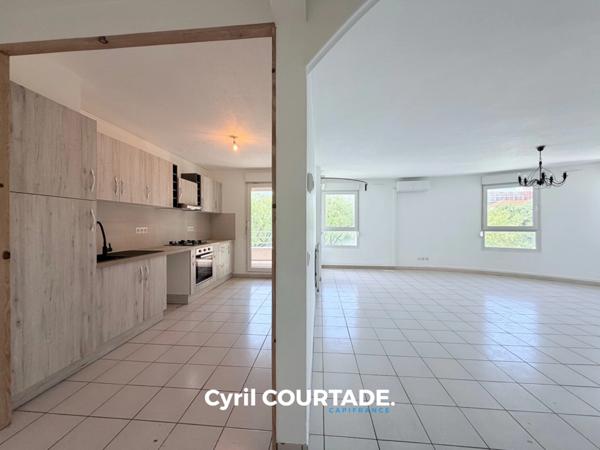 Nîmes, Dpt Gard (30), Appartement de 101 m² lumineux, entièrement rénové