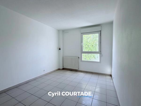 Nîmes, Dpt Gard (30), Appartement de 101 m² lumineux, entièrement rénové