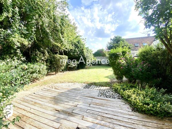 Maison à MONTIGNY-LES-CORMEILLES, 95370 - 8 pièces 180m²