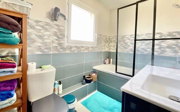 Maison à vendre    4 pièces • 80 m2 Douvres-la-Délivrande