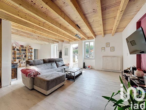 Maison à vendre 5 pièces 150 m² Roullet-Saint-Estèphe