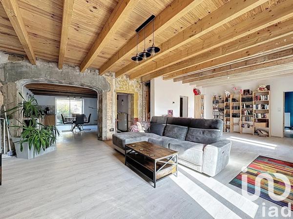 Maison à vendre 5 pièces 150 m² Roullet-Saint-Estèphe