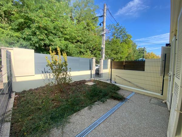 Appartement Corbeil Essonnes 2 pièce(s) 28.27 m2