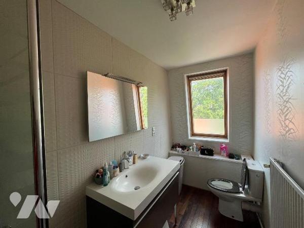 MAISON "ROSENDALIENNE" - 232 m2 habitables - 4 chambres (possibilité 5) - 2 salles de bains - j...