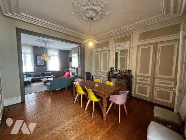 MAISON "ROSENDALIENNE" - 232 m2 habitables - 4 chambres (possibilité 5) - 2 salles de bains - j...