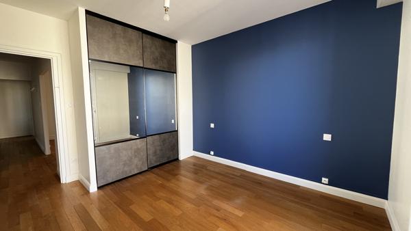 Appartement 3 pièce(s) 2 chambre(s) 103.35 m²