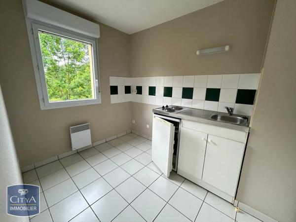 Appartement à louer 2 pièces 47.77m² Bagnères-de-Bigorre (65200)