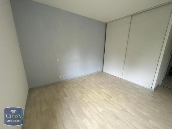 Appartement à louer 2 pièces 47.77m² Bagnères-de-Bigorre (65200)