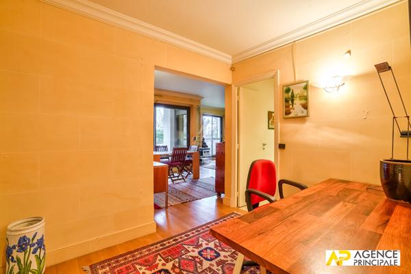 Appartement - Rez de jardin - Petit parc - Terrasse €650 000 ** - Référence 4476