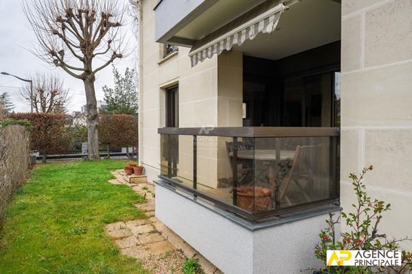 Appartement - Rez de jardin - Petit parc - Terrasse €650 000 ** - Référence 4476