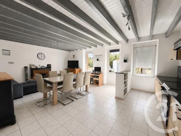 Maison à vendre  4 pièces - 94,85 m 2   CHATEAUBRIANT  - 44