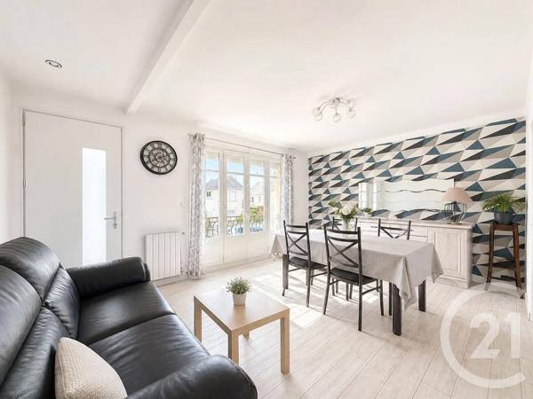 Maison à vendre  4 pièces - 94,85 m 2   CHATEAUBRIANT  - 44