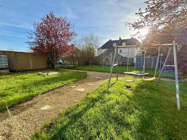 Maison Nevers 5 pièce(s) 89.87 m2 - 3 chambres - jardin