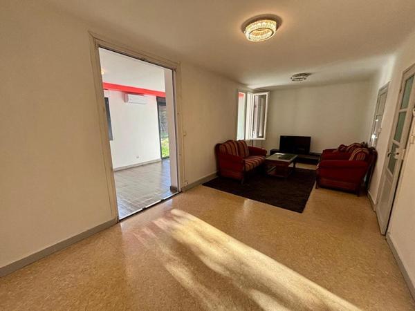 Maison Nevers 5 pièce(s) 89.87 m2 - 3 chambres - jardin