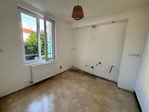 Maison Nevers 5 pièce(s) 89.87 m2 - 3 chambres - jardin