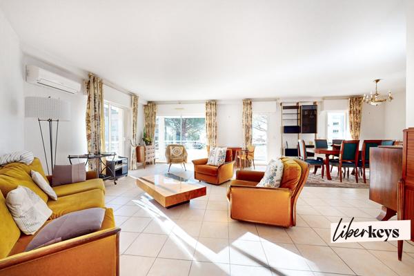 Saint-Raphaël - Appartement de prestige au coeur du quartier recherché de Boulouris et à 350 m à pied de la mer.