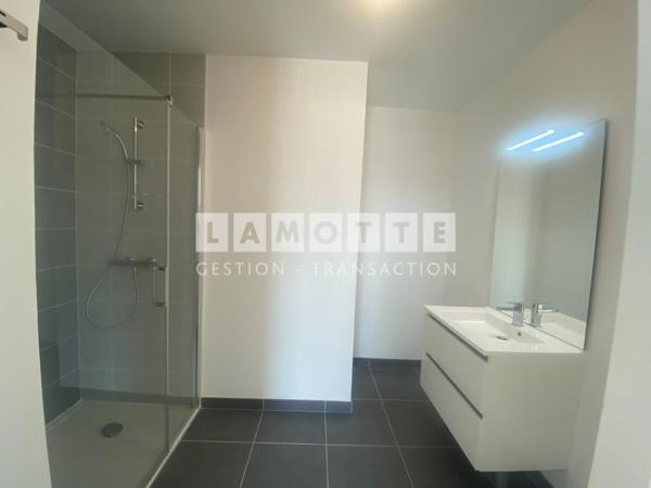 Appartement à louer 2 pièces - 41 m²