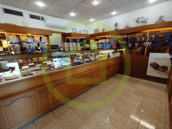 Divers Commerces à MANDELIEU LA NAPOULE (06210)