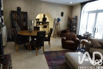 Maison à vendre 5 pièces 129,7 m² Saint-Saturnin-lès-Avignon