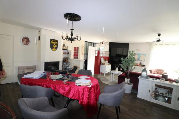 Maison traditionnelle à vendre 7 pièces MATHA (17)