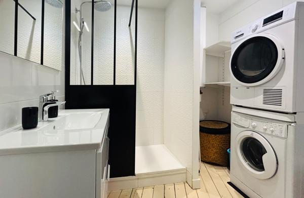 Maison
         4 pièces
        - 96 m² Bien prestige 582 750 € *