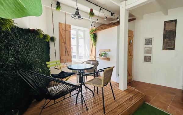 Maison
         4 pièces
        - 96 m² Bien prestige 582 750 € *