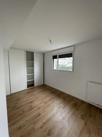 Appartement T3 Traversant avec Extérieur et Parking - 33200 Bordeaux