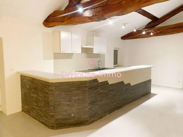 Appartement à louer 4 pièces de 85 m²