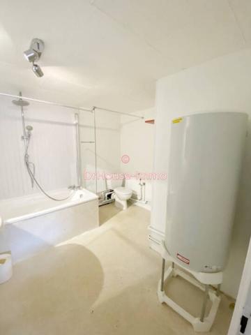 Appartement à louer 4 pièces de 85 m²