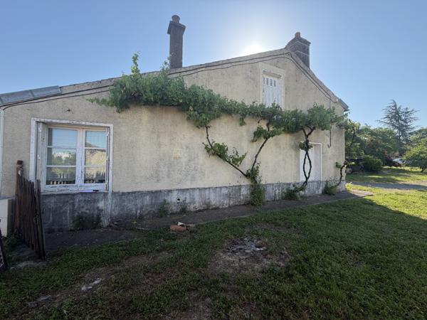 Maison de village
                                                                                                                                                                                                                                                                                                                        5 pièce(s)                                                                                                                                                                                                          2 chambre(s)                                                                                                                                                                                                          96.13  m²