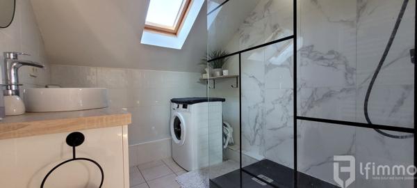 Appartement 3 pièces 68m² et box