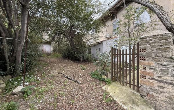 Vente Maison avec remise et jardin rénové(e) Oupia   