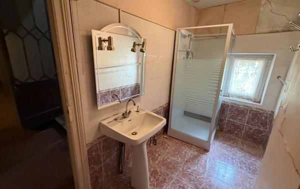 Vente Maison avec remise et jardin rénové(e) Oupia   