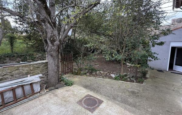 Vente Maison avec remise et jardin rénové(e) Oupia   