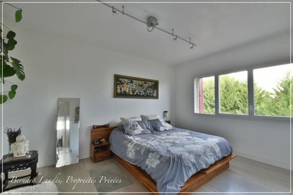 Appartement Saint Vincent De Paul 7 pièce(s) 119.17 m2