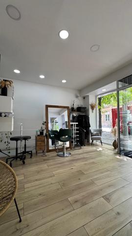 BOUTIQUE 56M2 ARTS ET METIERS / TEMPLE/ REPUBLIQUE