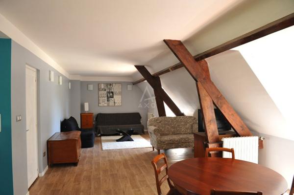 Belle demeure Renaissance de 475m2 à proximité d'Orléans