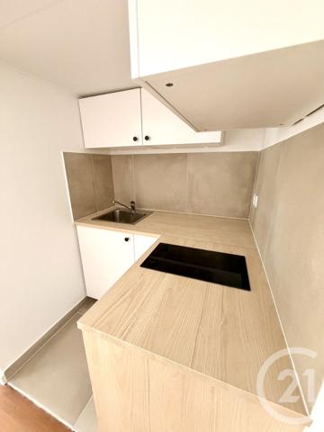 Appartement F1 à vendre  1 pièce - 13,90 m2 PARIS - 75018