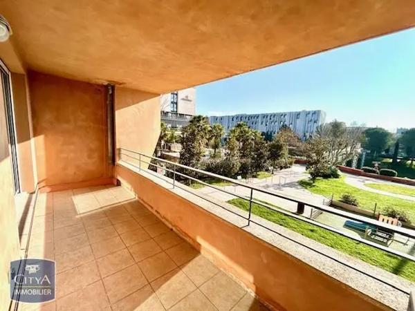 Appartement à louer 3 pièces 60.77m²