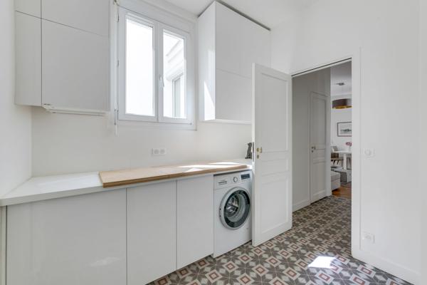 Vente Appartement108 m² - 4 Pièces - PARIS (75008)