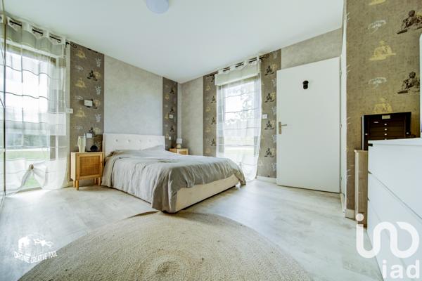 Maison à vendre 7 pièces 218 m² Vitry-sur-Orne