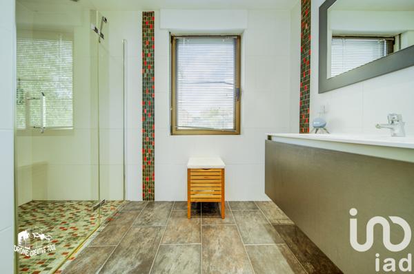 Maison à vendre 7 pièces 218 m² Vitry-sur-Orne