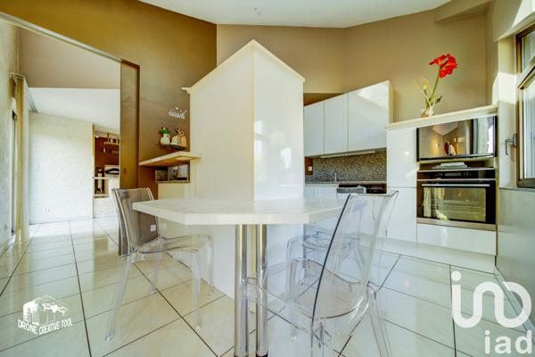 Maison à vendre 7 pièces 218 m² Vitry-sur-Orne