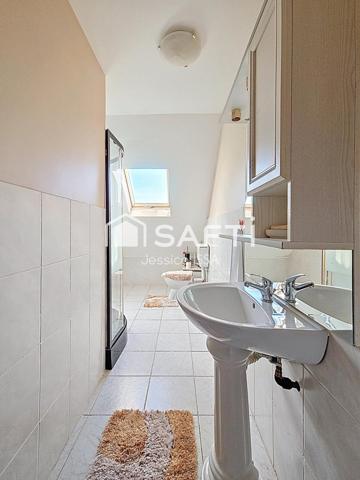 Grande maison individuelle avec fort potentiel