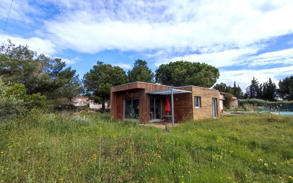 Maison à vendre    2 pièces •  La Palme