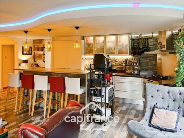 Appartement à vendre 4 pièces LA SEYNE SUR MER (83), grand T4 de 81m2 - Loggia - Garage et Cave.