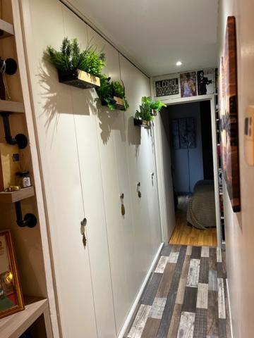 Appartement à vendre 4 pièces LA SEYNE SUR MER (83), grand T4 de 81m2 - Loggia - Garage et Cave.